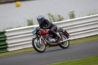 Vintage-motorcycle-club;eventdigitalimages;mallory-park;mallory-park-trackday-photographs;no-limits-trackdays;peter-wileman-photography;trackday-digital-images;trackday-photos;vmcc-festival-1000-bikes-photographs